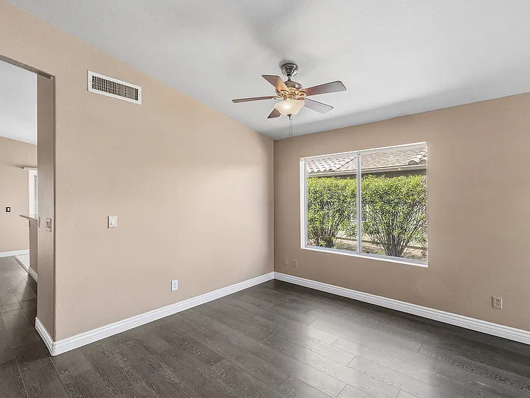 11820 S 45th St — Photo 11