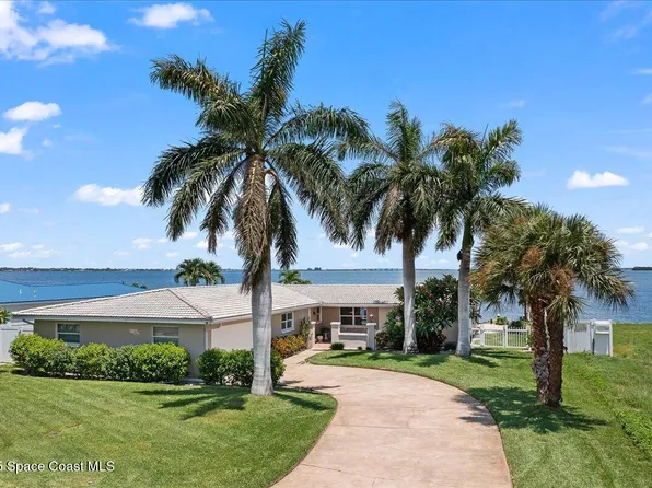 17 Country Club Rd, Cocoa Beach, FL 32931