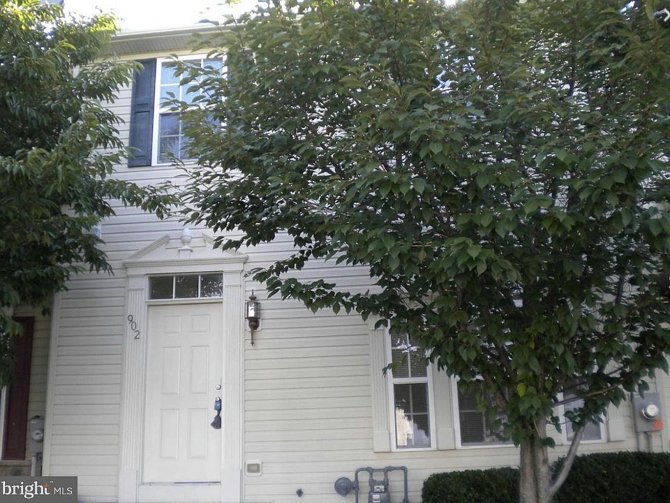 1st image of 902 Alexandria Way