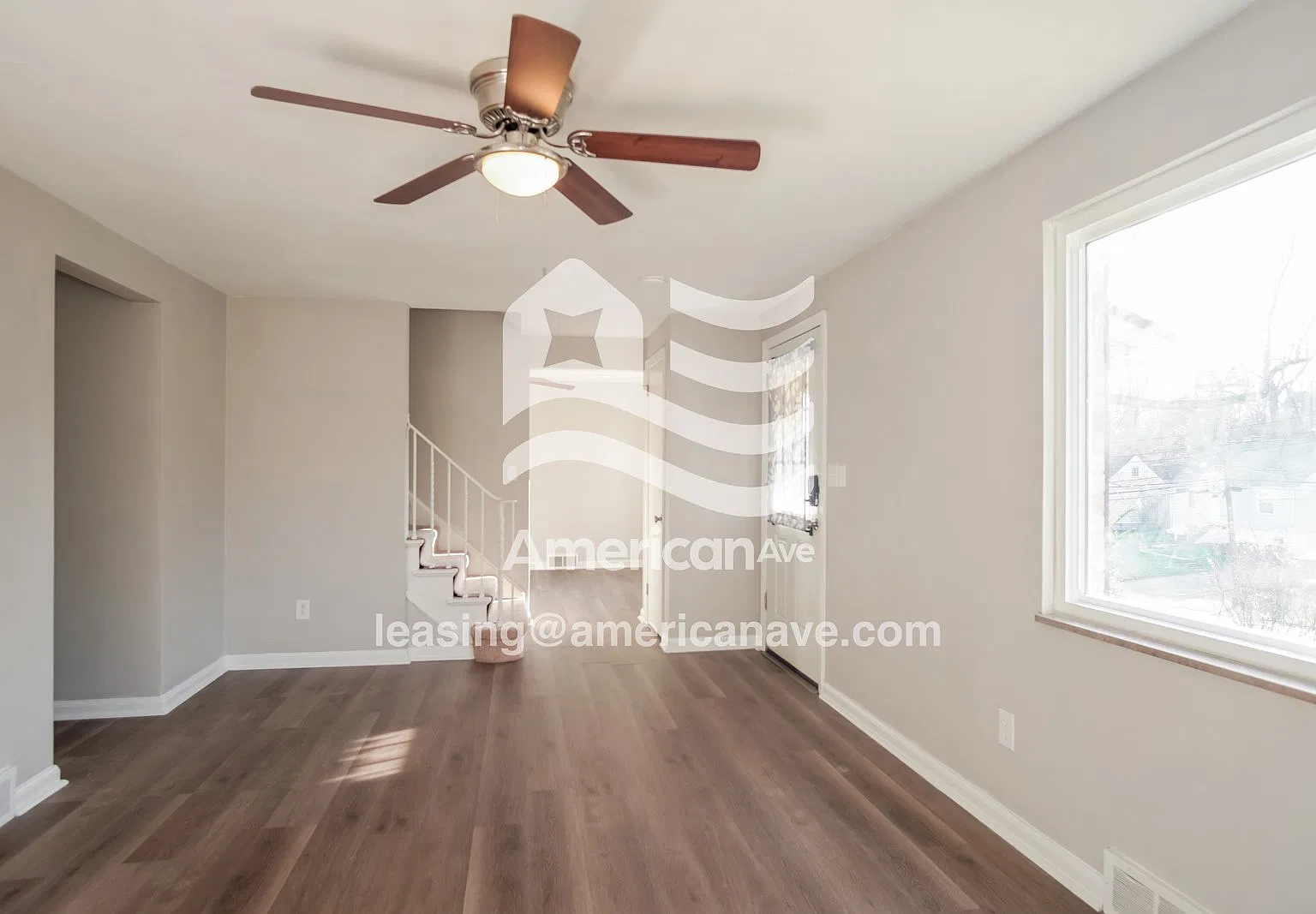 3 bed, 2.0 bath, 1286 sqft, $1,925 — Photo 3