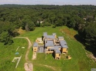 68 Wheatley Rd, Old Westbury, NY 11568