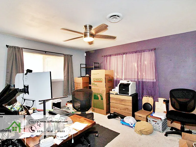 4548 Pensacola St — Photo 9