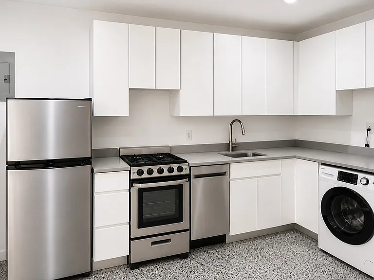 229 E 53rd St #3W — Photo 12