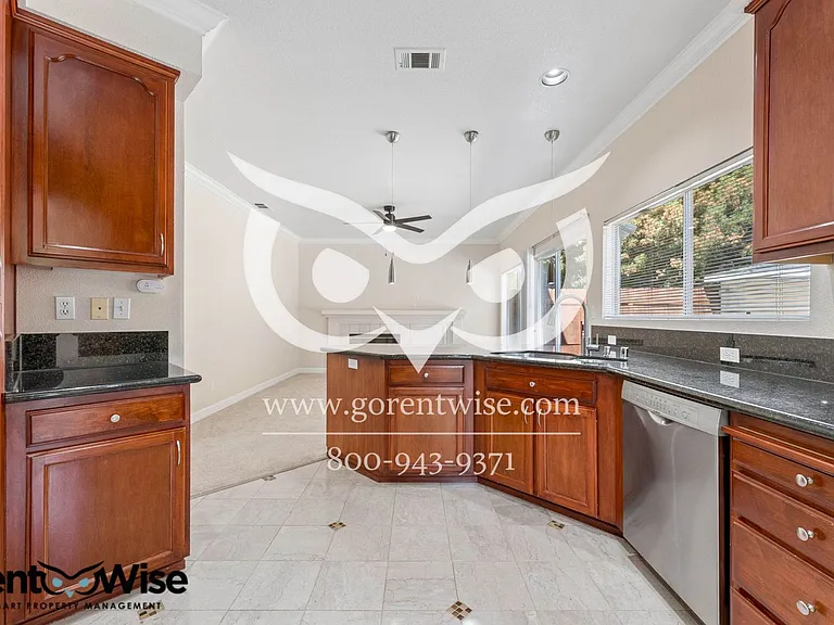 406 Grenadine Way — Photo 30
