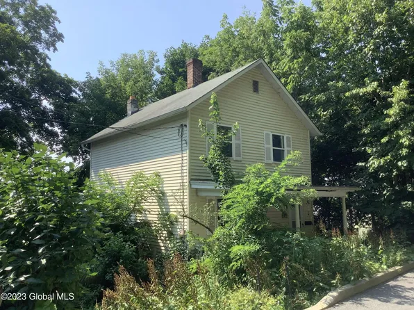 6 2nd Street, Castleton, NY 12033