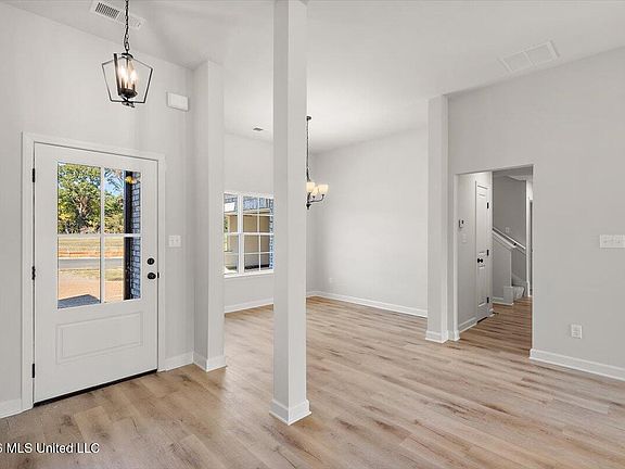 4th image of 13872 Wesley Banks Blvd