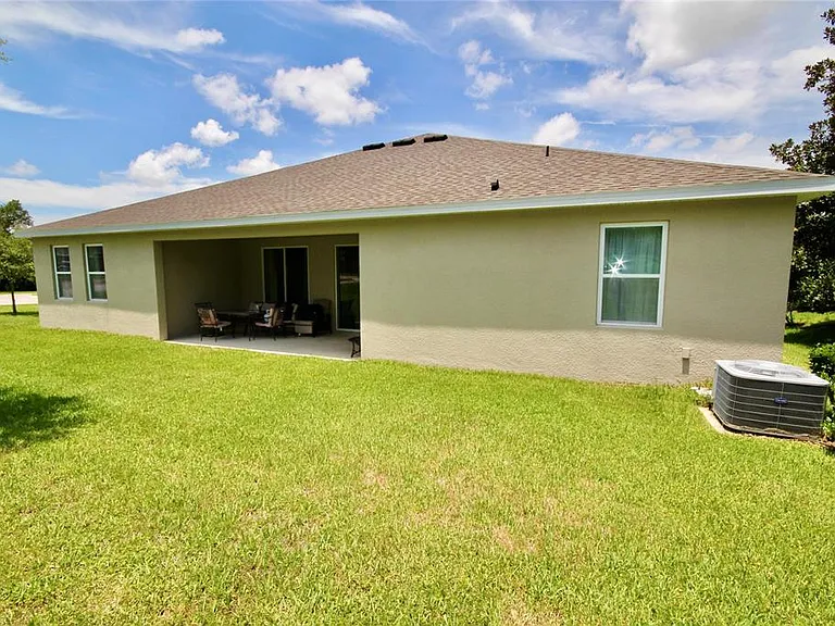 1073 Cavan Dr — Photo 34