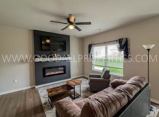 1007 Mayward Ln, Waukee, IA 50263