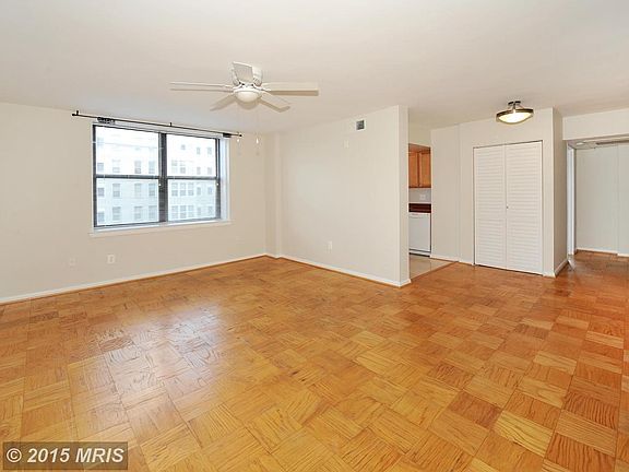 Living Room/Dining Room Combination