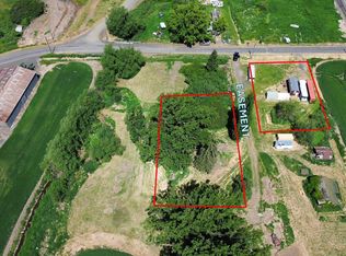 12221 Sunset Rd, Thornton, WA 99176