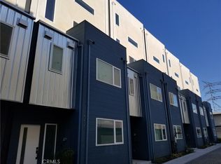 5621 N Bella Blanco Dr, North Hollywood, CA 91601