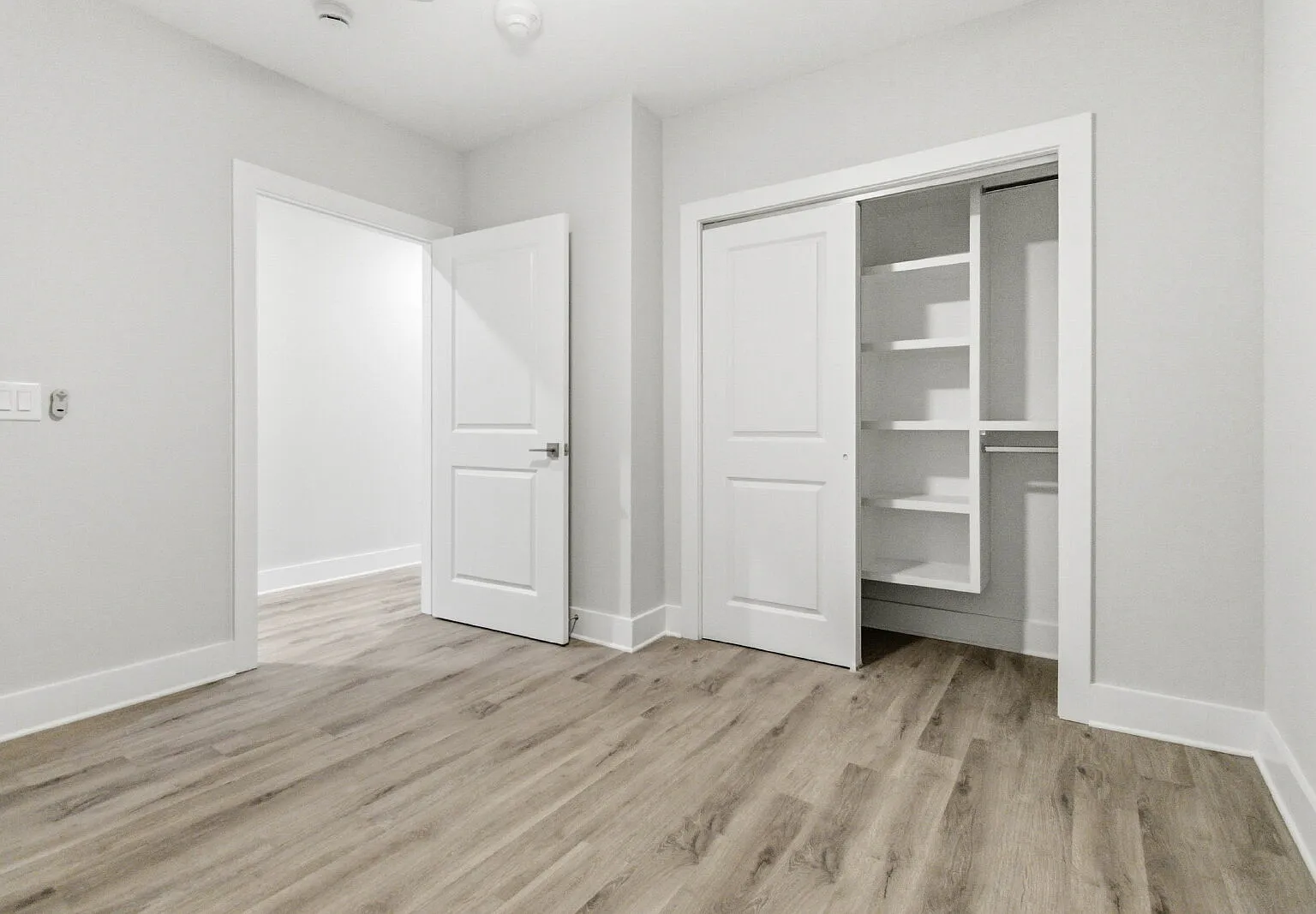 1 bed, 1.0 bath, 549 sqft, $1,400 — Photo 1