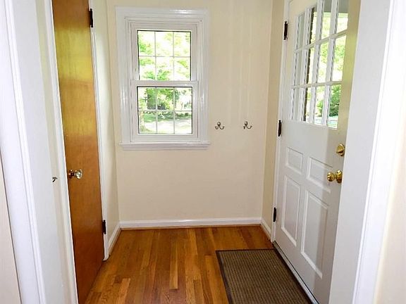 3rd image of 3025 Brockman Blvd
