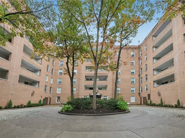 300 Fox Chapel Rd APT 605, Pittsburgh, PA 15238