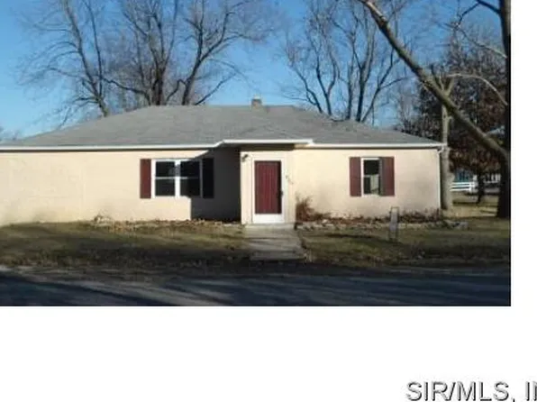 459 4th St, Shipman, IL 62685