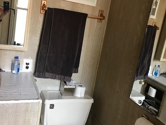 5th image of 803 N 26th St APT 1