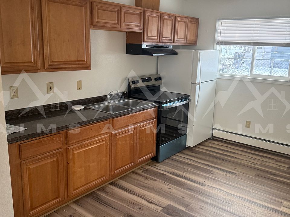 1st image of 3147 Peterkin Ave APT 1