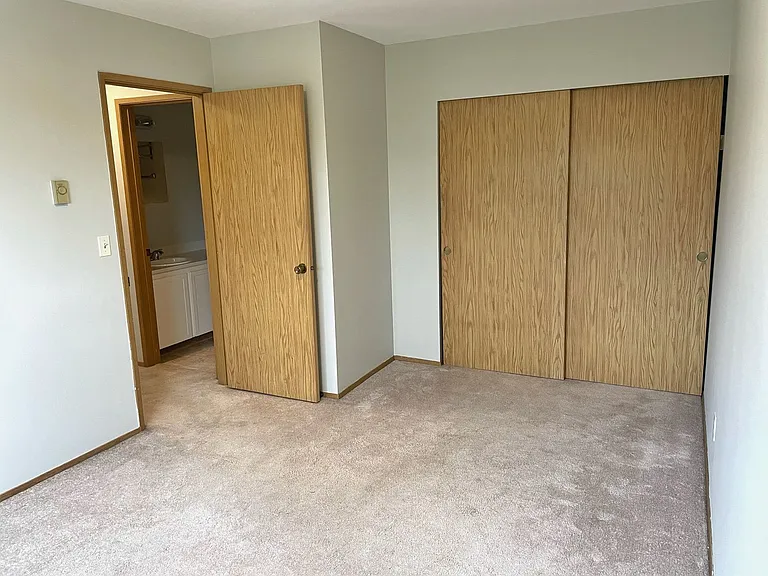 1538 Jr 51st Llc — Photo 14