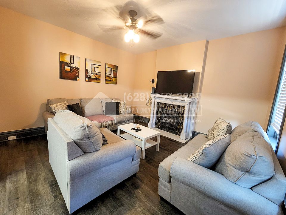 1st image of 3517 Park Ave #G