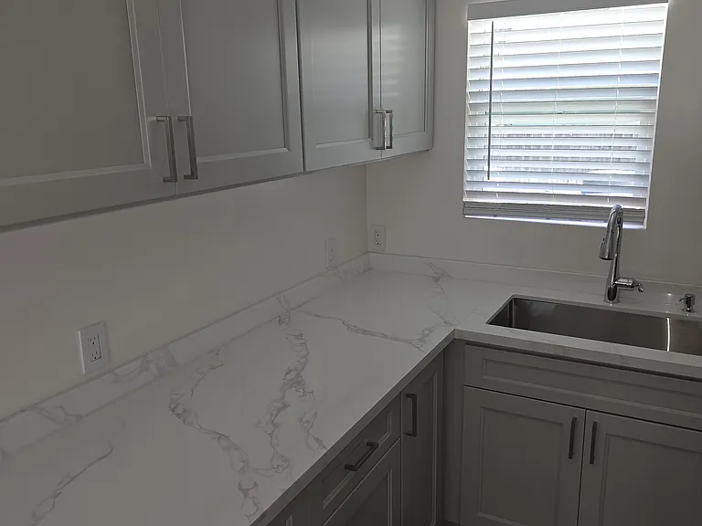 217 E Morningside St #A — Photo 21