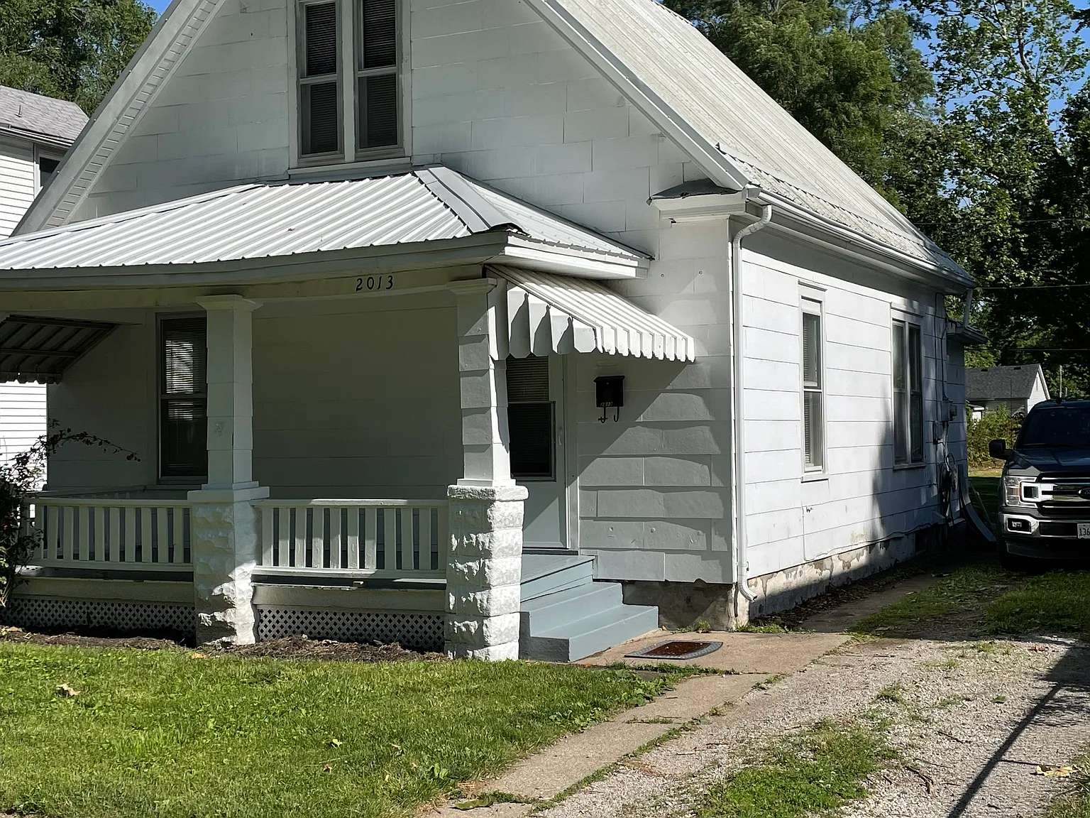 2 bed, 1000 sqft, $900 — Photo 2