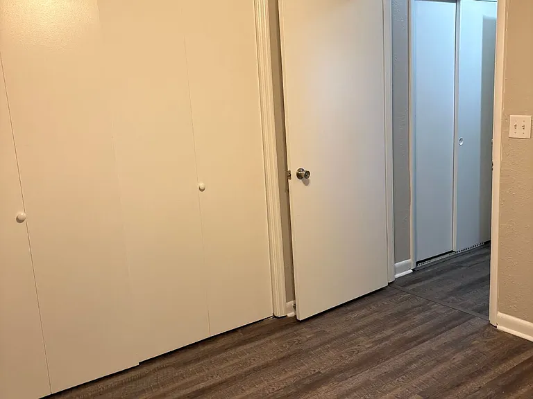 208 Valley View Ave #10 — Photo 34