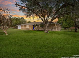 2161 Blue Bird Ln, New Braunfels, TX 78132