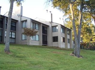 111 Paradise Isle, Riverside, AL 35135