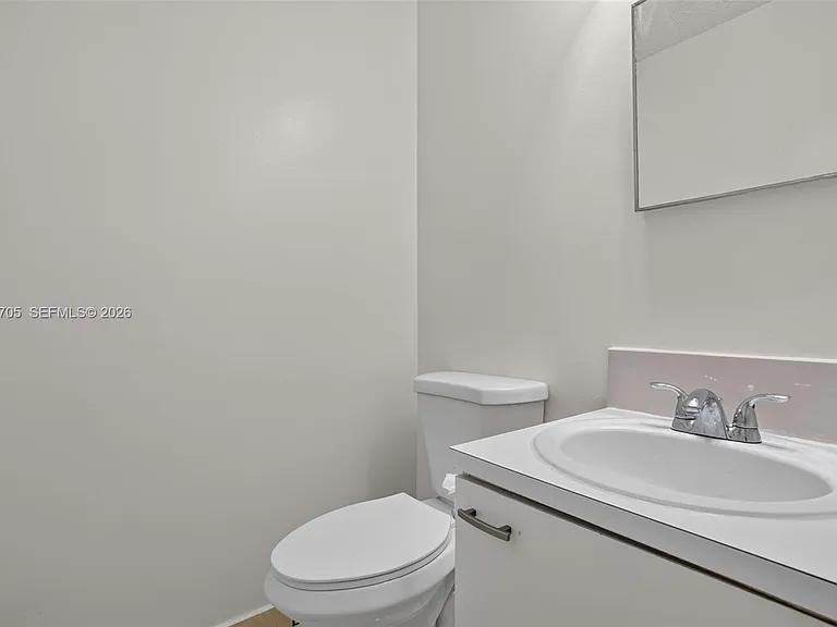 6225 Kendale Lakes Cir #253 — Photo 2