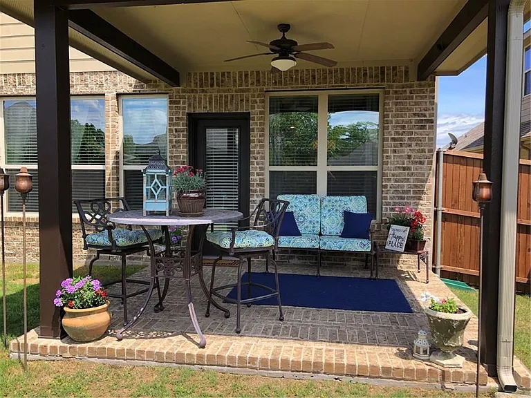 809 Park Place Ln — Photo 29