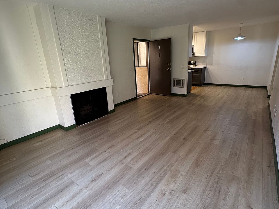 1st image of 9889 Caminito Marlock APT 3