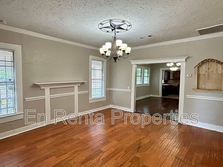 1925 Saint Louis Ave — Photo 4