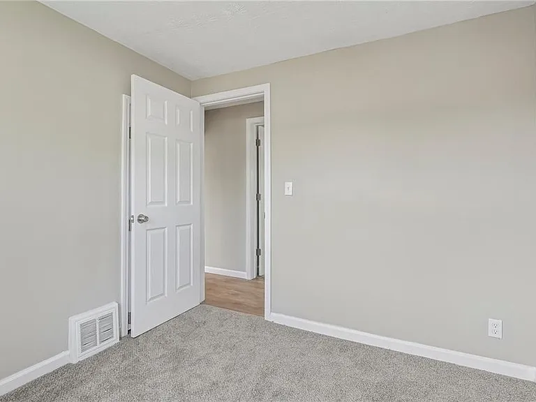 3535 Erin Ave #UP — Photo 18
