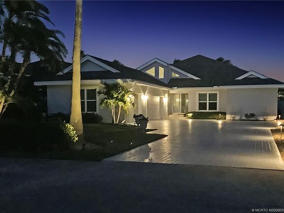 3rd image of 6943 SE Harbor Cir