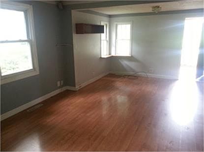 5th image of 3116 Cedar Ter