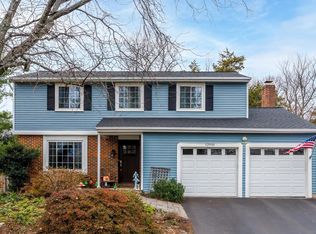 12918 Framingham Ct, Herndon, VA 20171