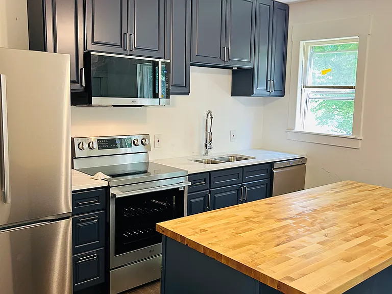 4 Hillside Pl — Photo 3