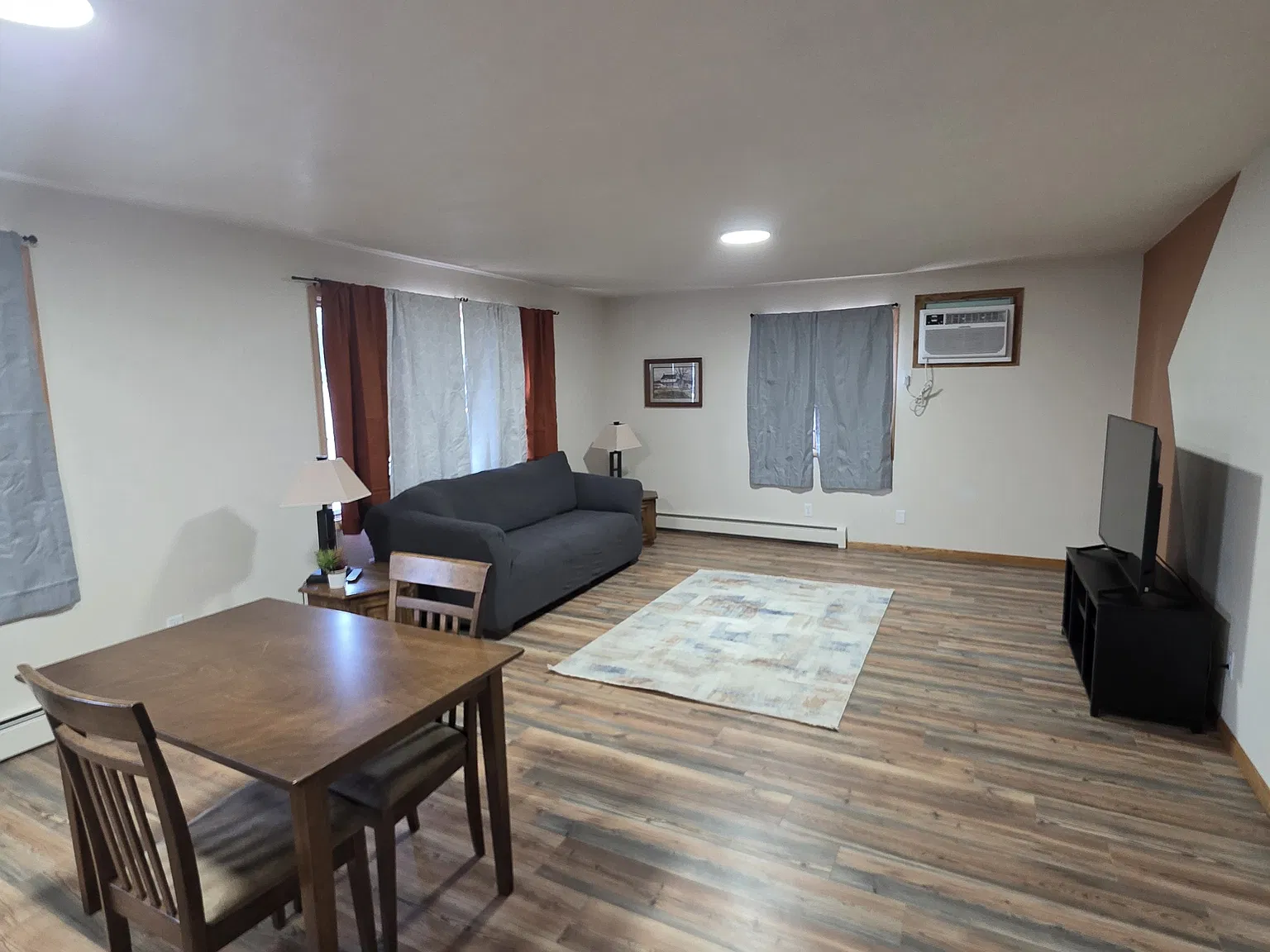 4-plex — Photo 3