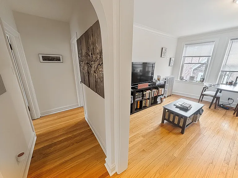6636 N Glenwood Ave #2E — Photo 7
