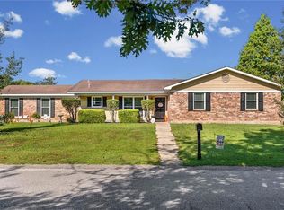 900 Smokerise Dr, Mobile, AL 36695