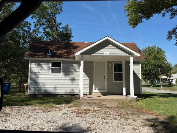 621 K St NW, Miami, OK 74354