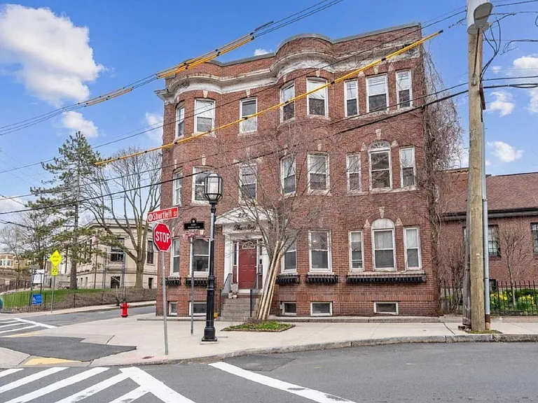 221 Shurtleff St #6 — Photo 1