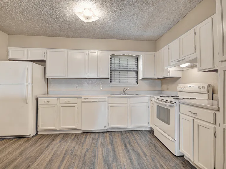 6321 Richland Plaza Dr #A — Photo 3