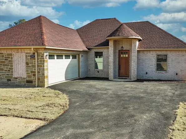 205 County Road 4323, Pittsburg, TX 75686