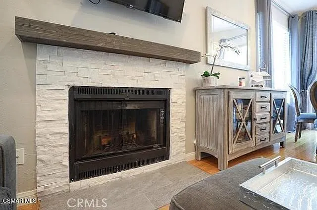 2438 Pleasant Way — Photo 2