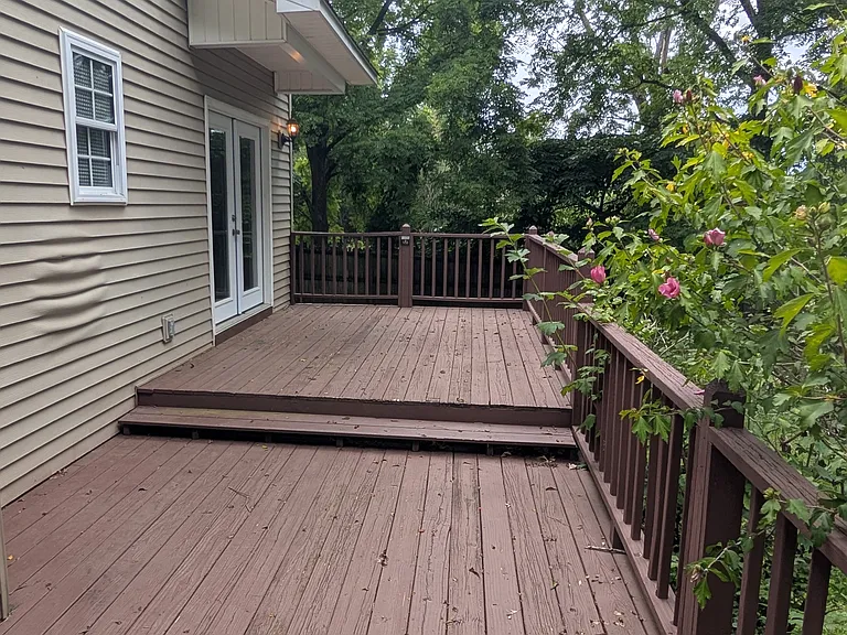 116 Paxton Ct — Photo 32