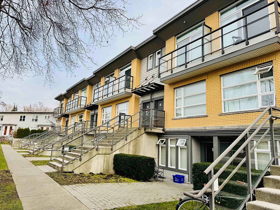2nd image of 5568 Kings Rd #204