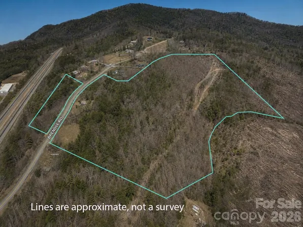 414 Brendle Rd, Bryson City, NC 28713