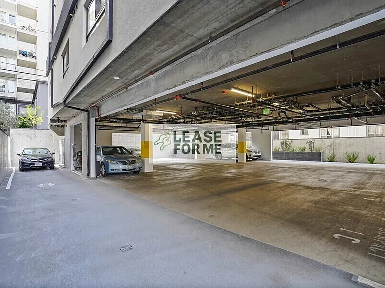848 S Mariposa Ave #702 — Photo 30
