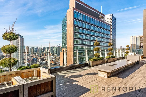 Rented by The KCI Group | media 29